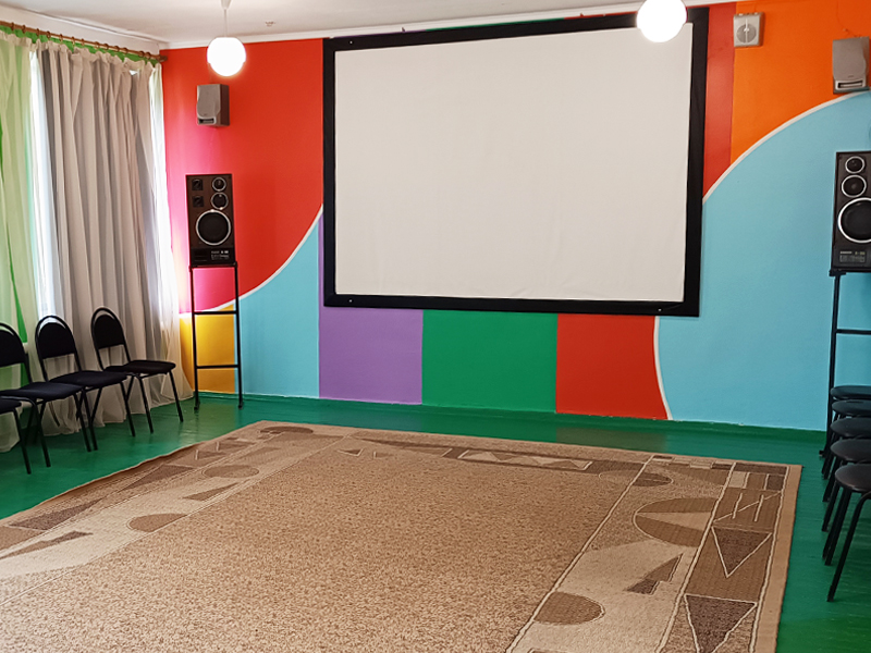 Игровая. Кинозал.